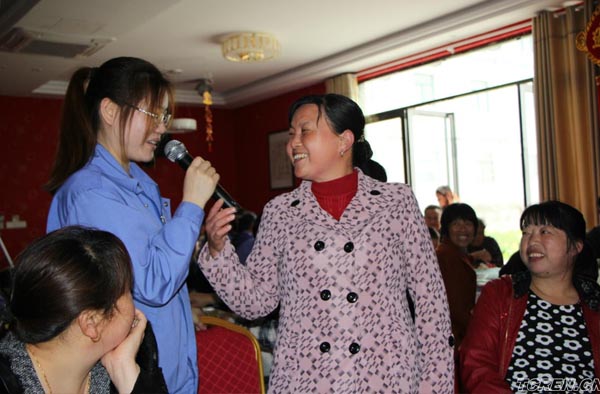 久爱成欢视频在线观看 得道安邦、唯才兴国——记安邦集团首届员工家长交流座谈会(图10)