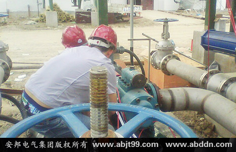 久久91亚洲成人电影 徐州防水材料公司氯化石蜡/芳烃油管道防冻电伴热系统(图2)