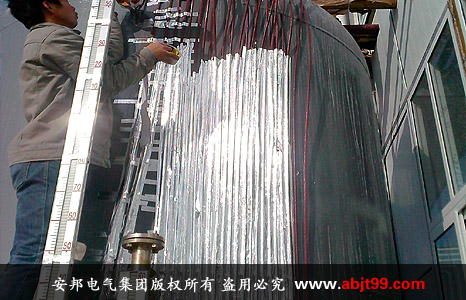 久久AⅤ天天射区二区 江苏滨海化工工业园硫酸储罐电伴热保温